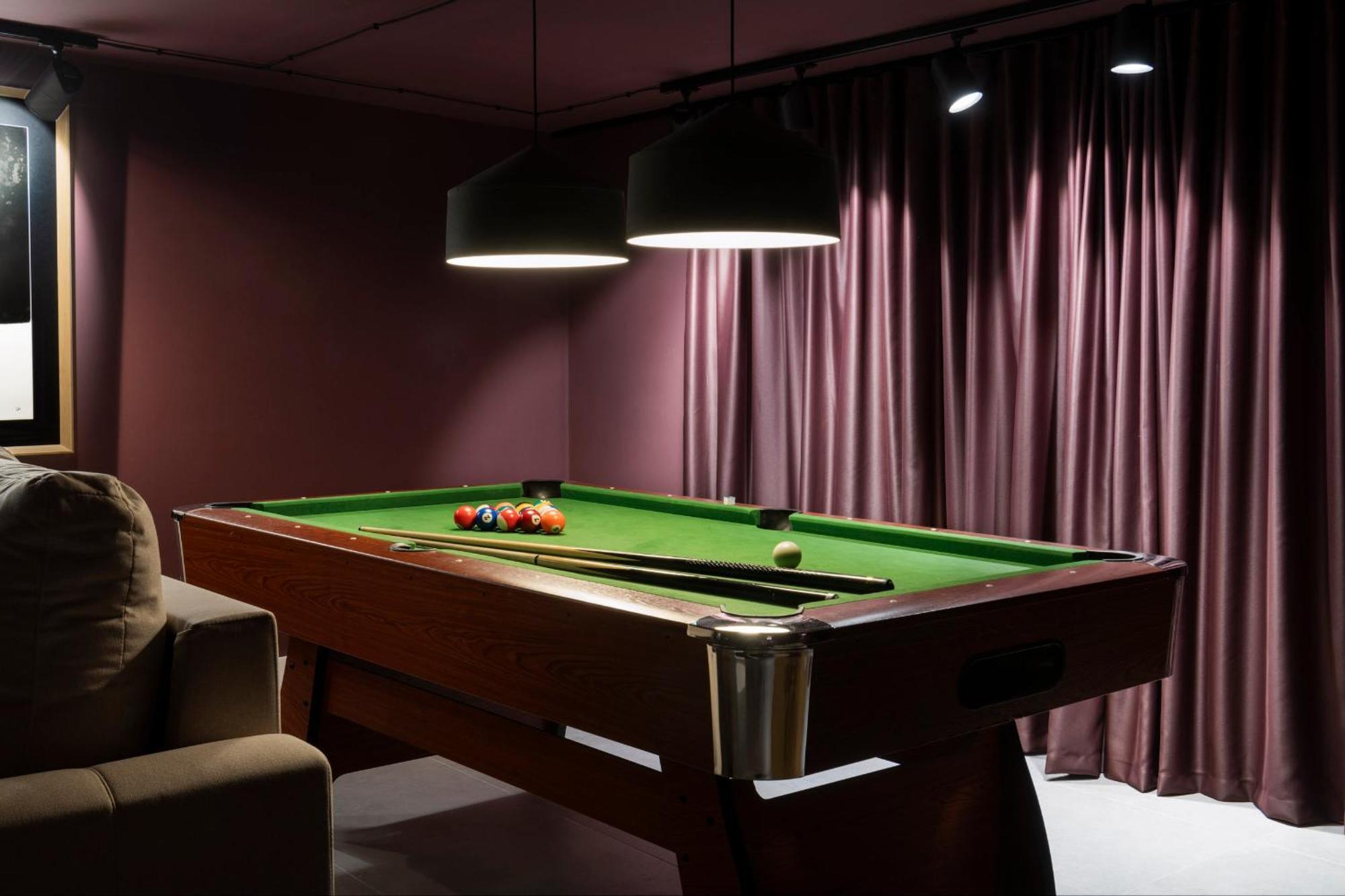 Monkeys Apartments Trastamara Billiard Room Sevilla Eksteriør bilde